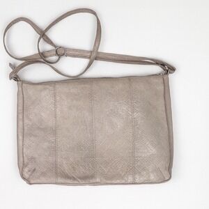 DAY & MOOD Gray Leather Crossbody Bag Tassel‎ Fringe Zip Closure